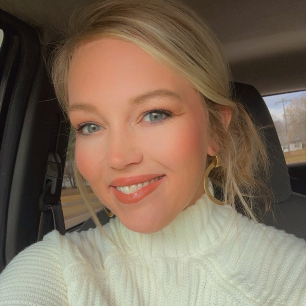 Meet your Posher, Katie